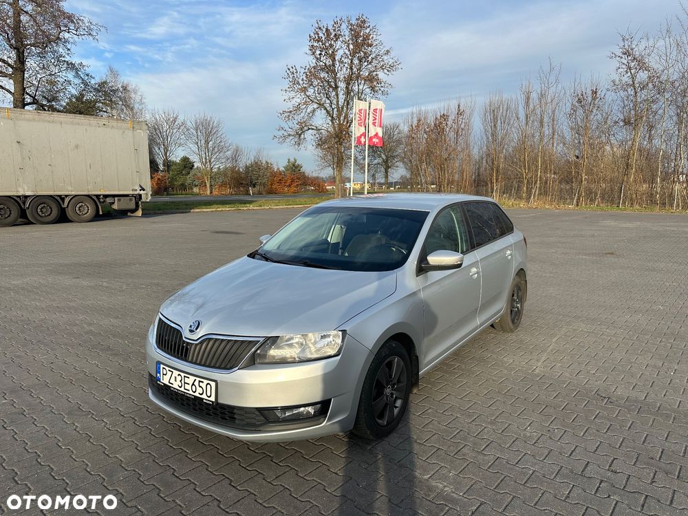 Skoda RAPID Spb 1.0 TSI Drive - 2
