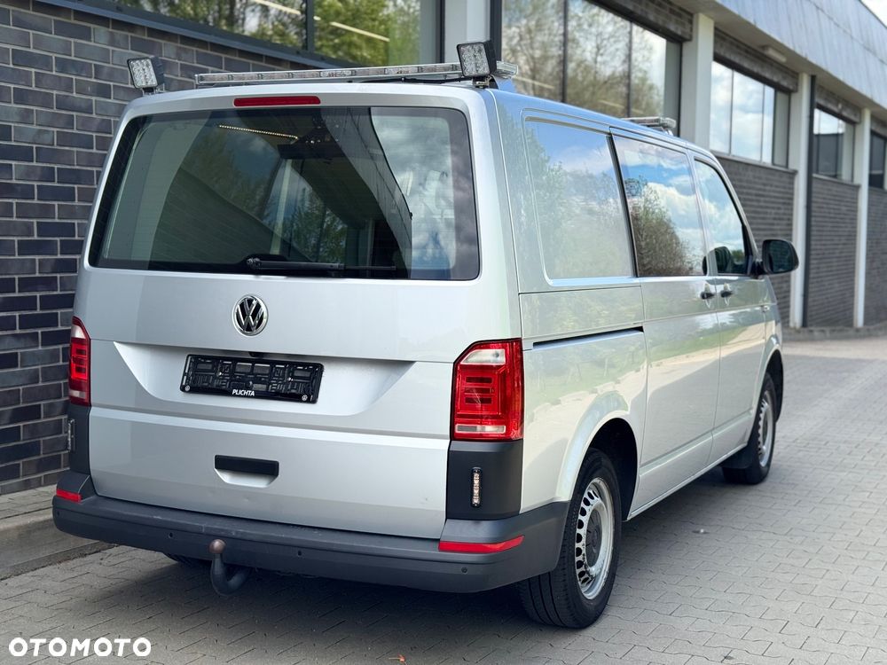 Volkswagen Transporter - 12