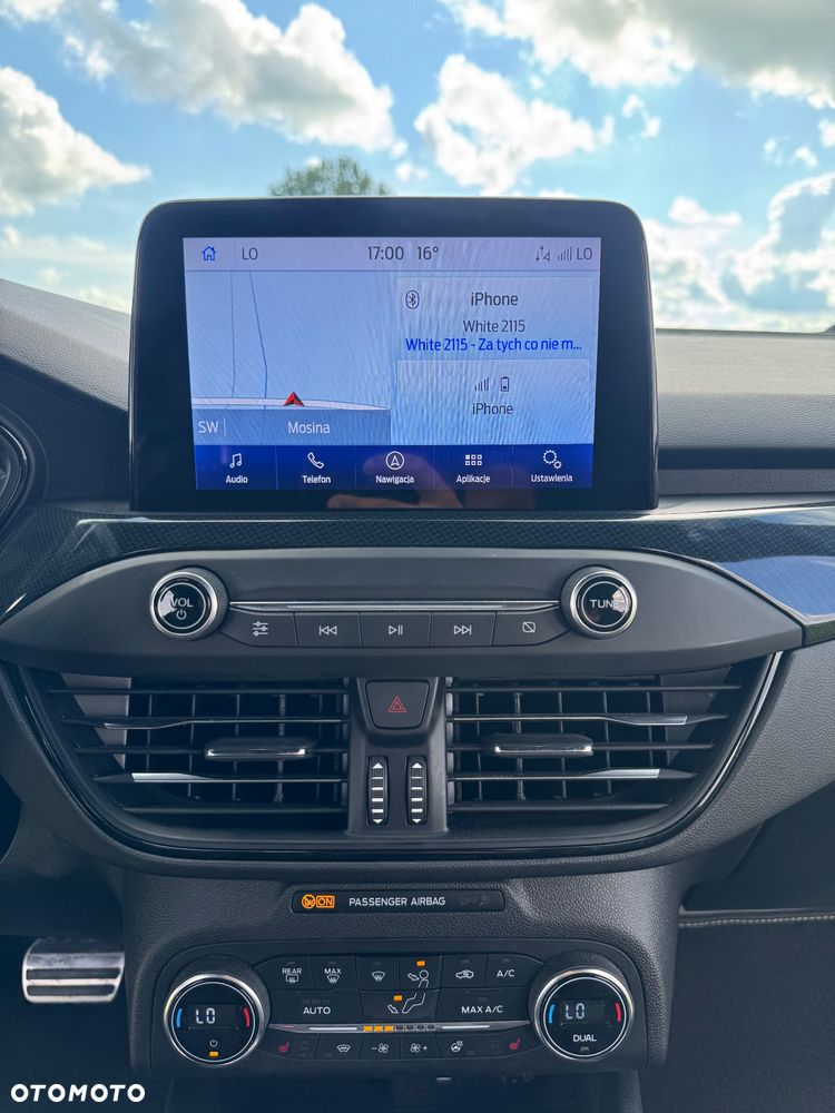 Ford Focus 1.5 EcoBoost ST-Line - 14