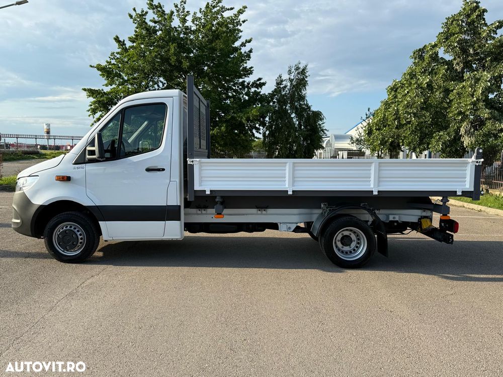 Mercedes-Benz Sprinter - 33
