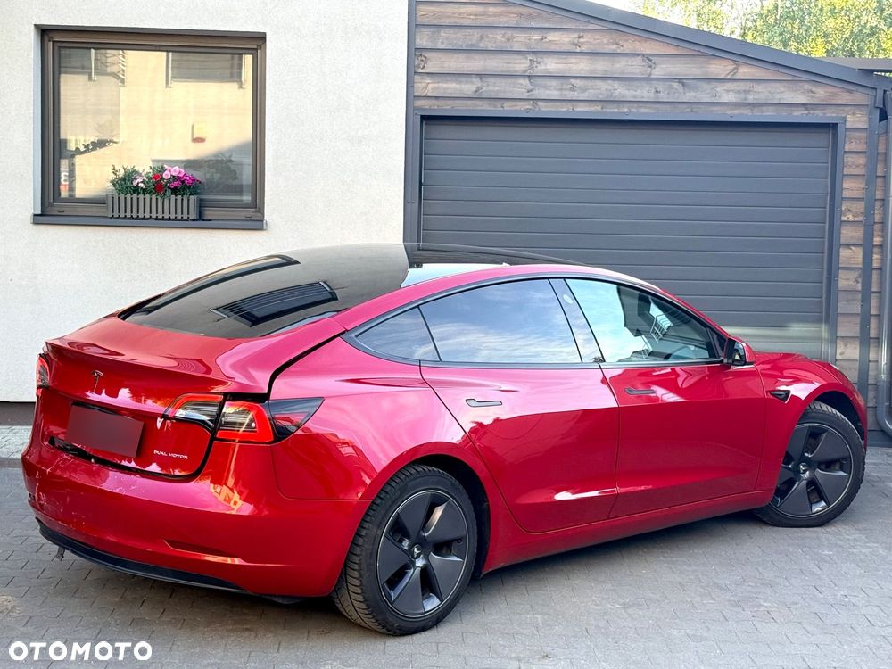 Tesla Model 3 - 9