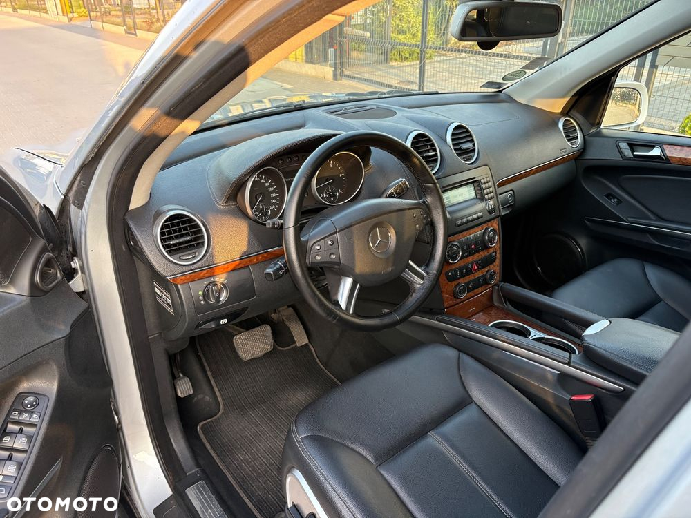 Mercedes-Benz GL 320 CDI - 17