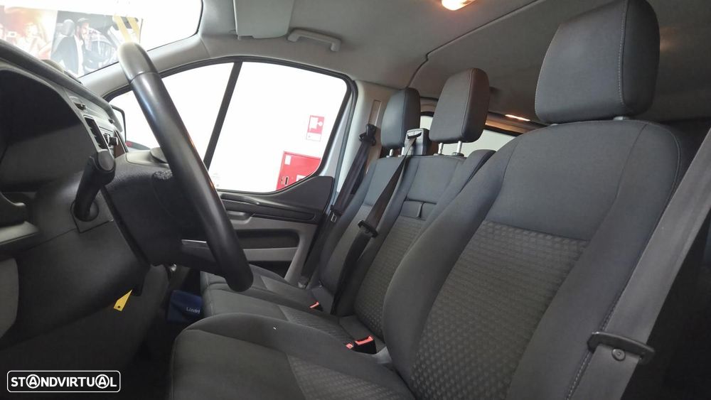 Ford Transit - 12
