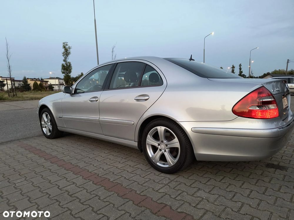 Mercedes-Benz Klasa E 200 Kompressor T Elegance - 12