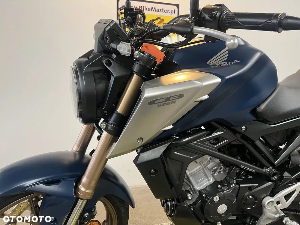 Honda CB - 23
