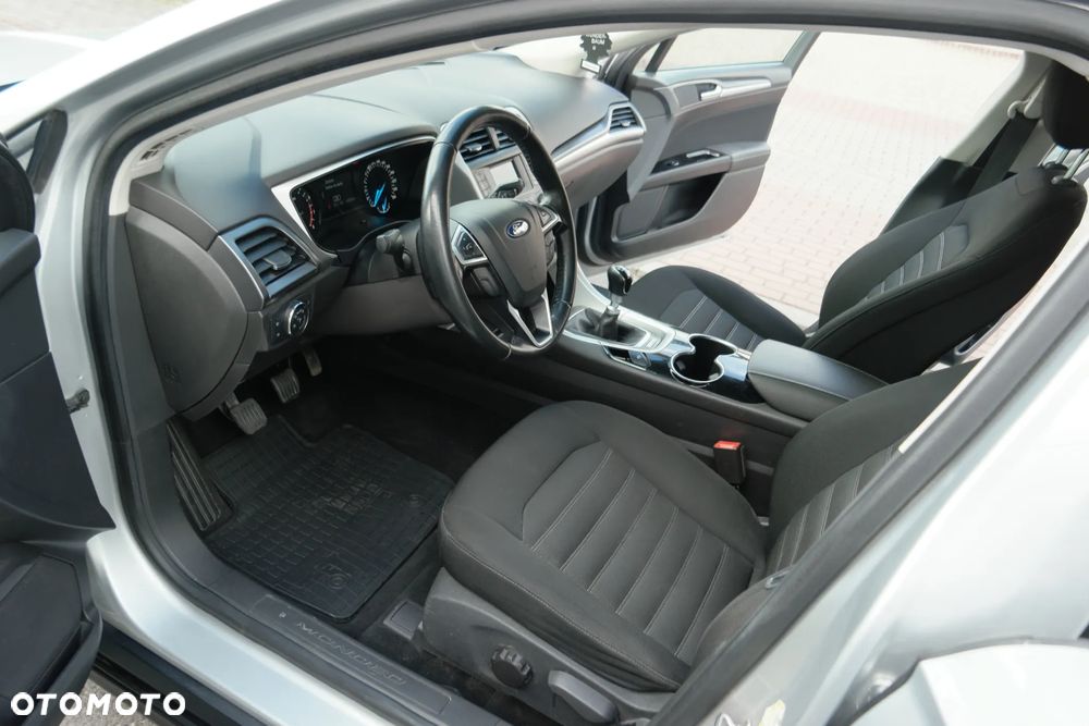 Ford Mondeo - 18
