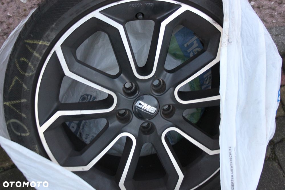 Volvo V40 T2 Momentum - 28