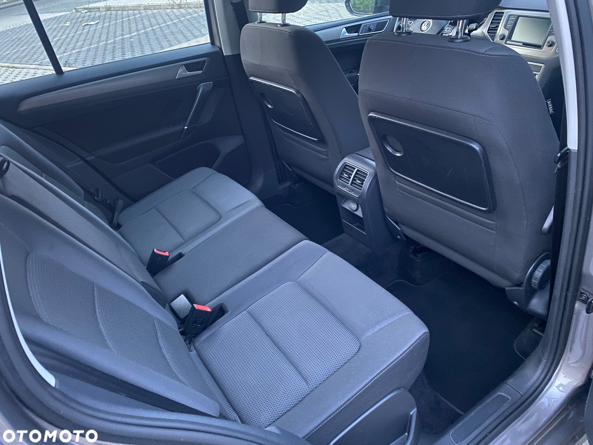 Volkswagen Golf Sportsvan VII SV 1.6 TDI BMT Highline - 25