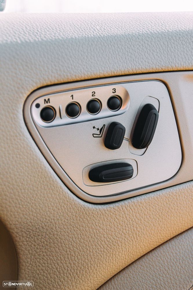 Jaguar XK 4.2 V8 - 33