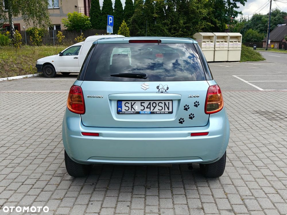 Suzuki SX4 1.5 Streetline 4x2 Classic - 9