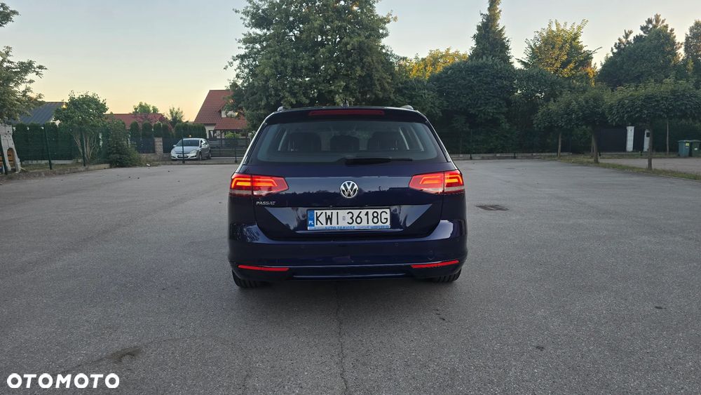 Volkswagen Passat ver-2-0-tdi-scr-comfortline - 11