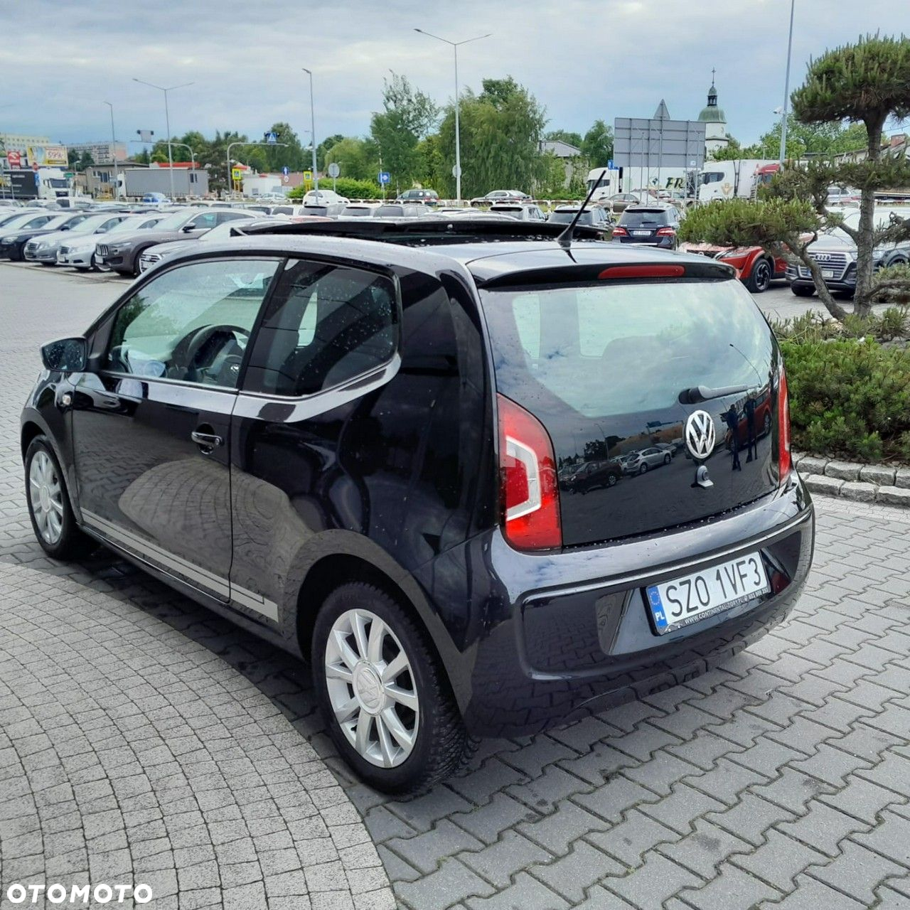 Volkswagen up! 1.0 high EU6 - 4