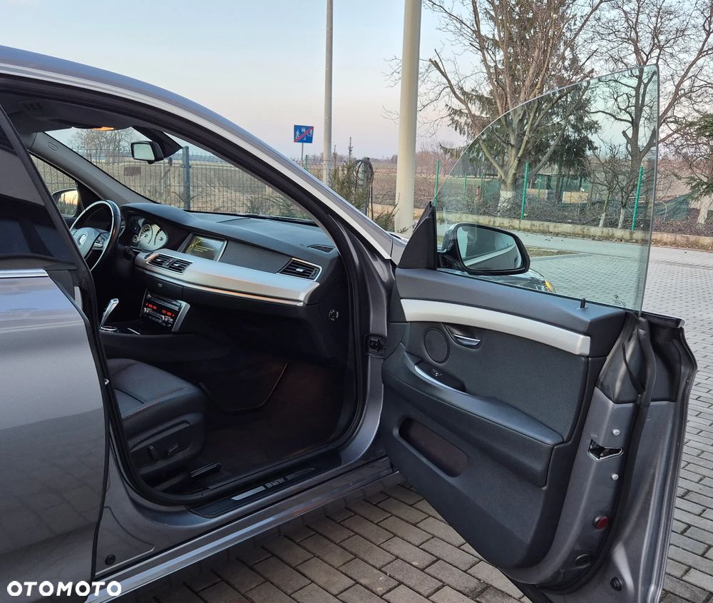 BMW 5GT 520d - 23
