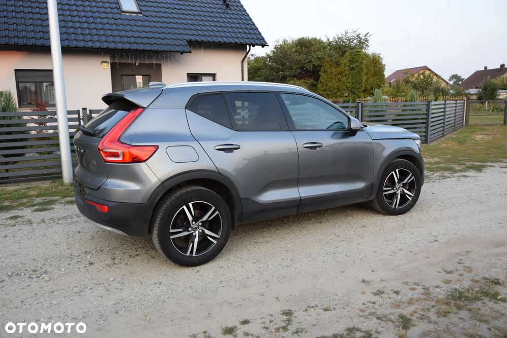 Volvo XC 40 T4 Geartronic Momentum - 10