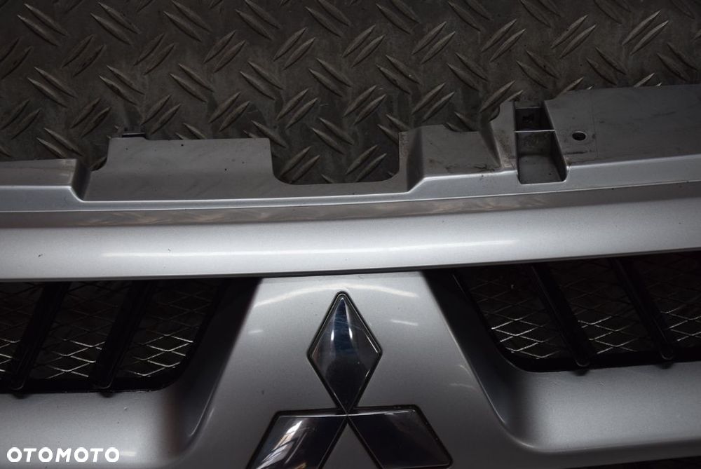 MITSUBISHI PAJERO III LIFT GRILL ATRAPA - 4