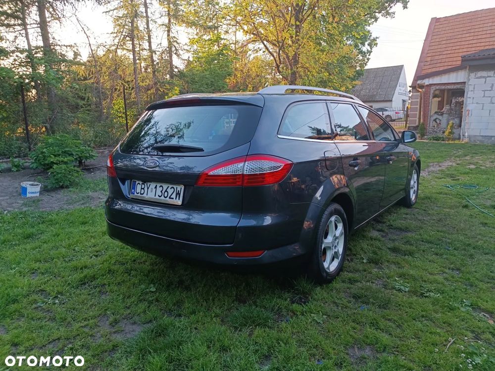 Ford Mondeo 1.8 TDCi Ambiente - 3