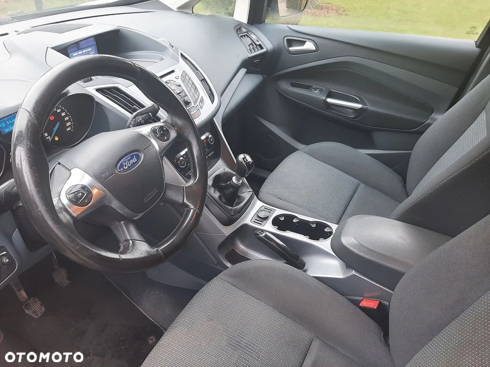 Ford Grand C-MAX - 3