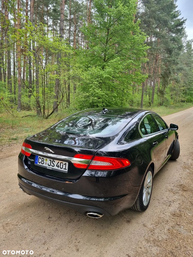Jaguar XF 3.0 V6 D Premium Luxury - 28