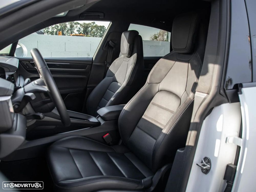 Porsche Macan Electric - 22