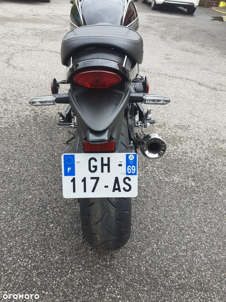 Kawasaki Z 900 RS - 22