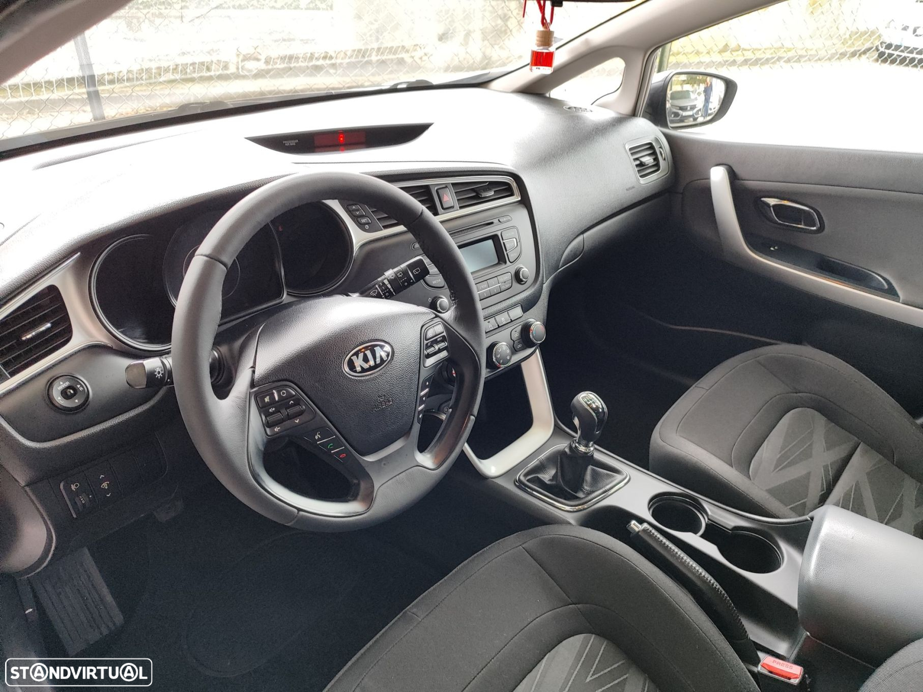 Kia Ceed SW 1.4 CRDi EX - 12