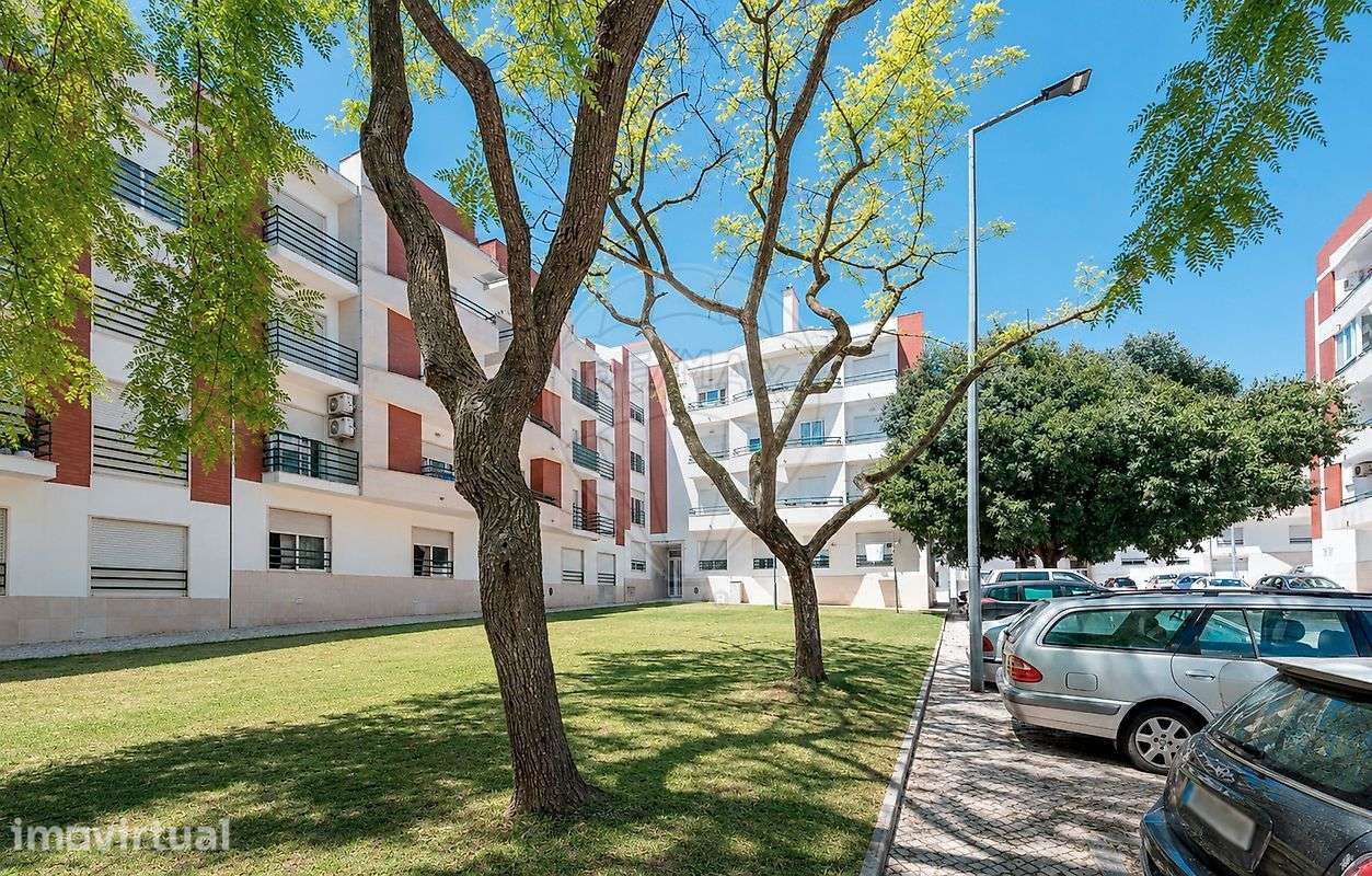 Apartamento T1 para arrendamento - Grande imagem: 2/18
