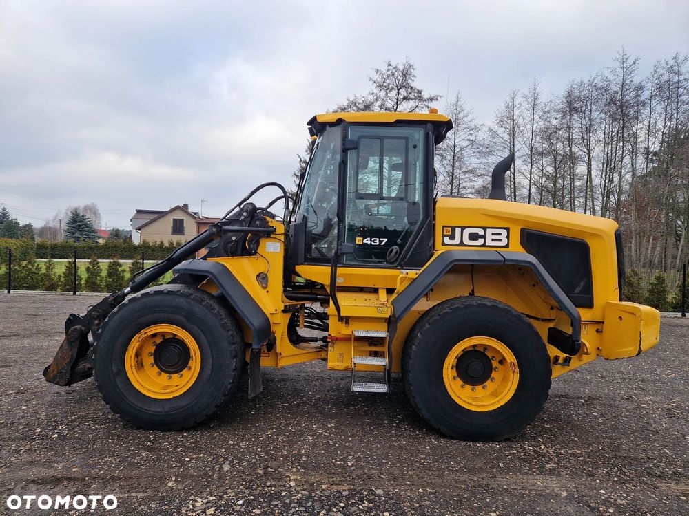 JCB 437 HT - 2