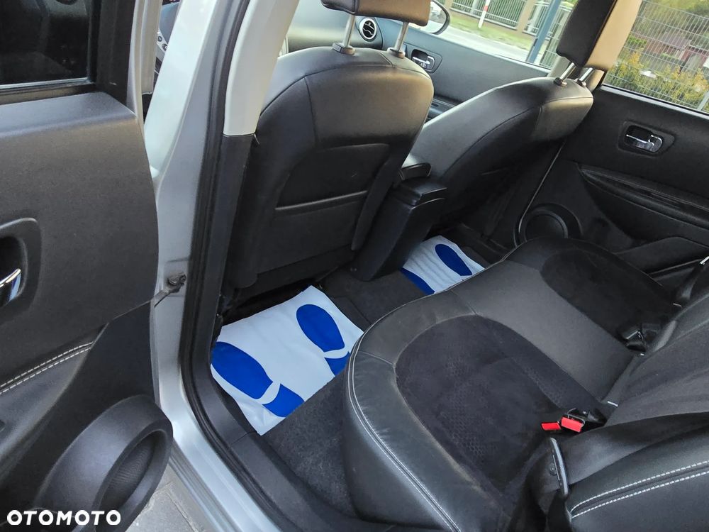 Nissan Qashqai 2.0 CVT 360 - 25