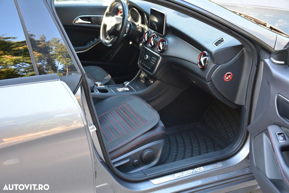 Mercedes-Benz CLA 45 AMG 4MATIC 7G-DCT - 15
