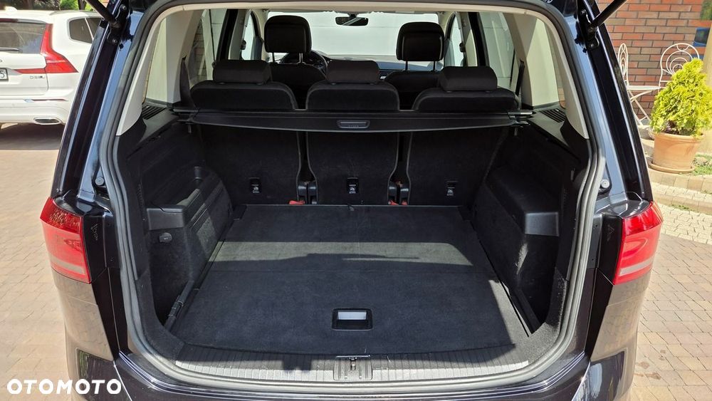 Volkswagen Touran 1.8 TSI BMT Highline DSG - 9