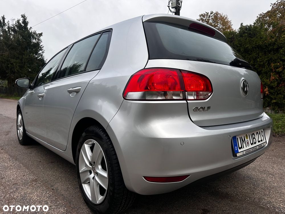 Volkswagen Golf 1.6 Comfortline - 12