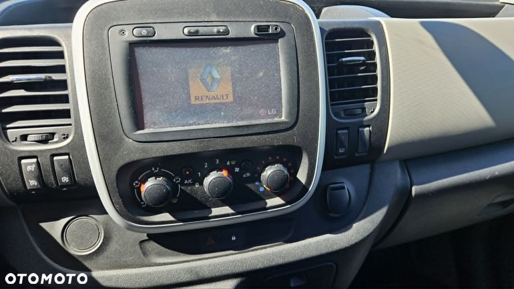 Renault Trafic - 27