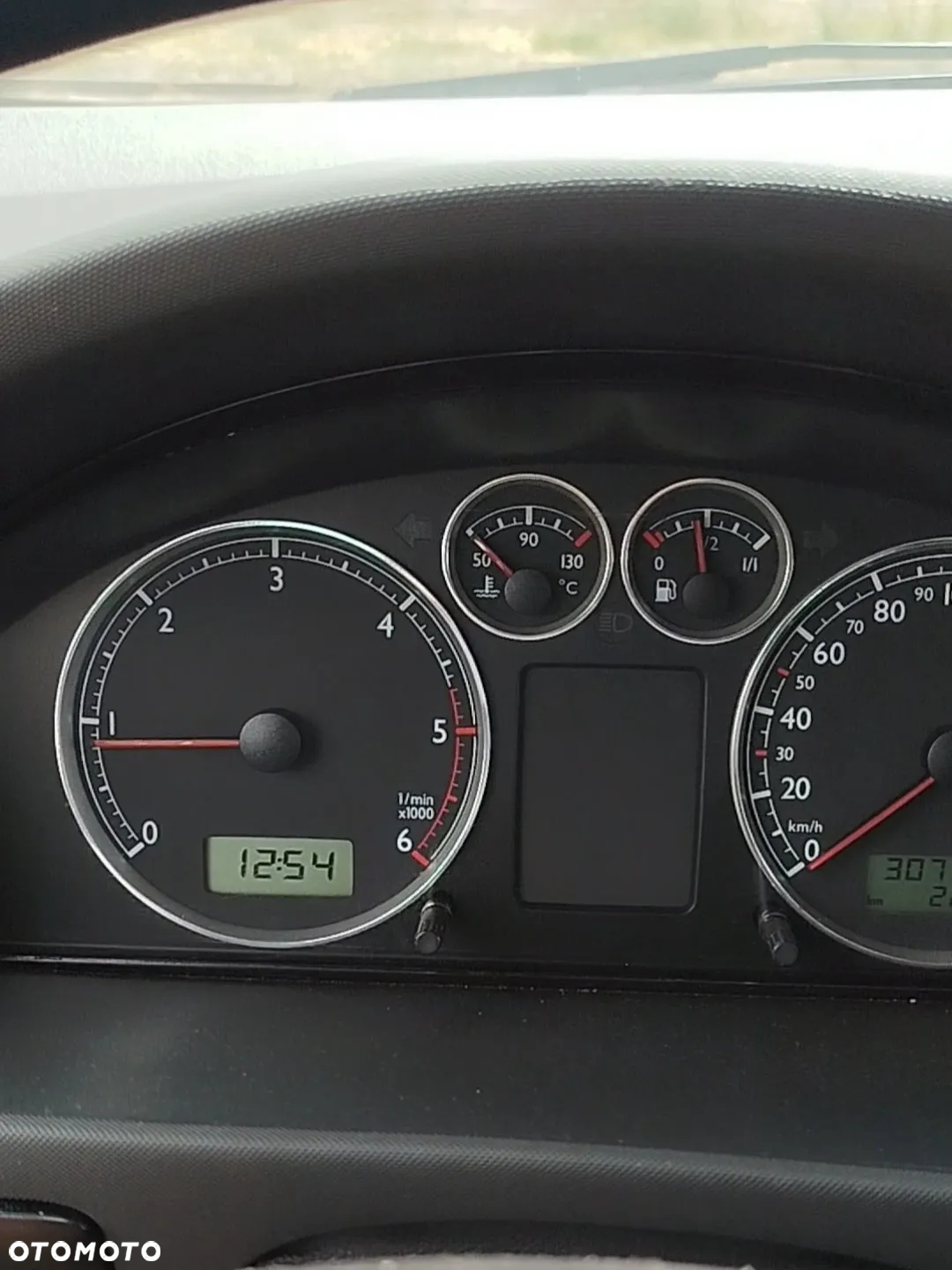 Volkswagen Sharan 1.9 TDI Basis - 6