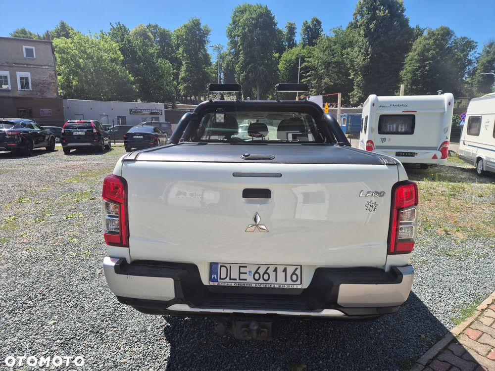 Mitsubishi L200 Pick Up 4x4 S&S Autm Double Cab Plus - 16