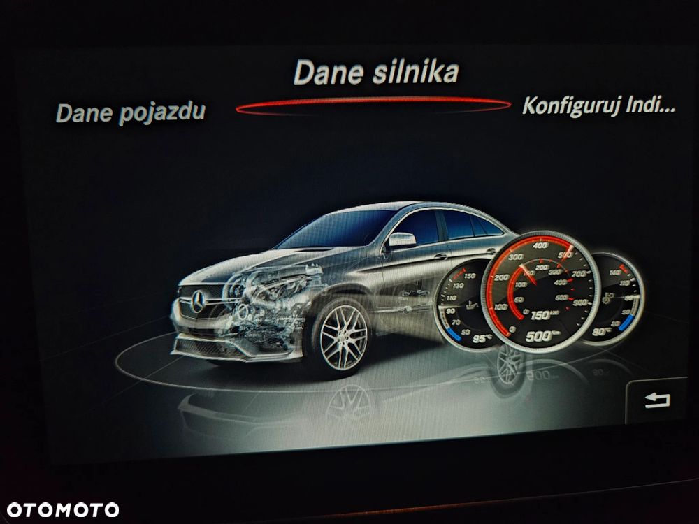 Mercedes-Benz GLE - 25