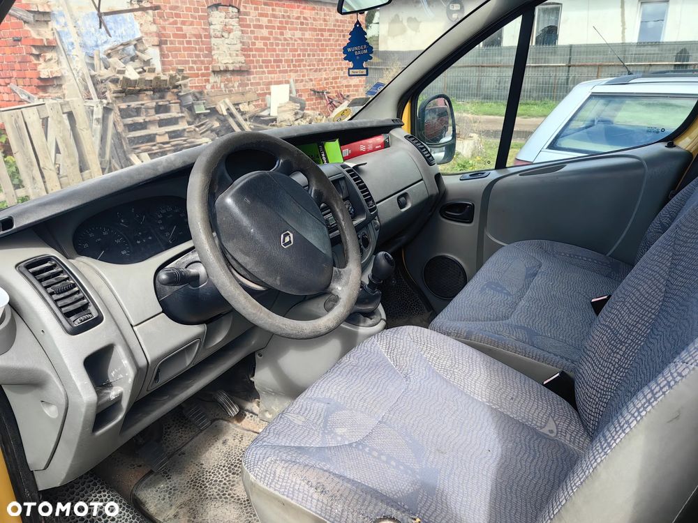 Renault trafic - 5