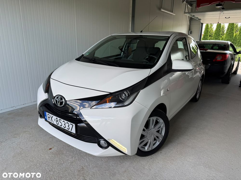 Toyota Aygo x-play Team Deutschland - 1