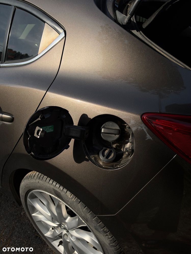 Mazda 3 - 6