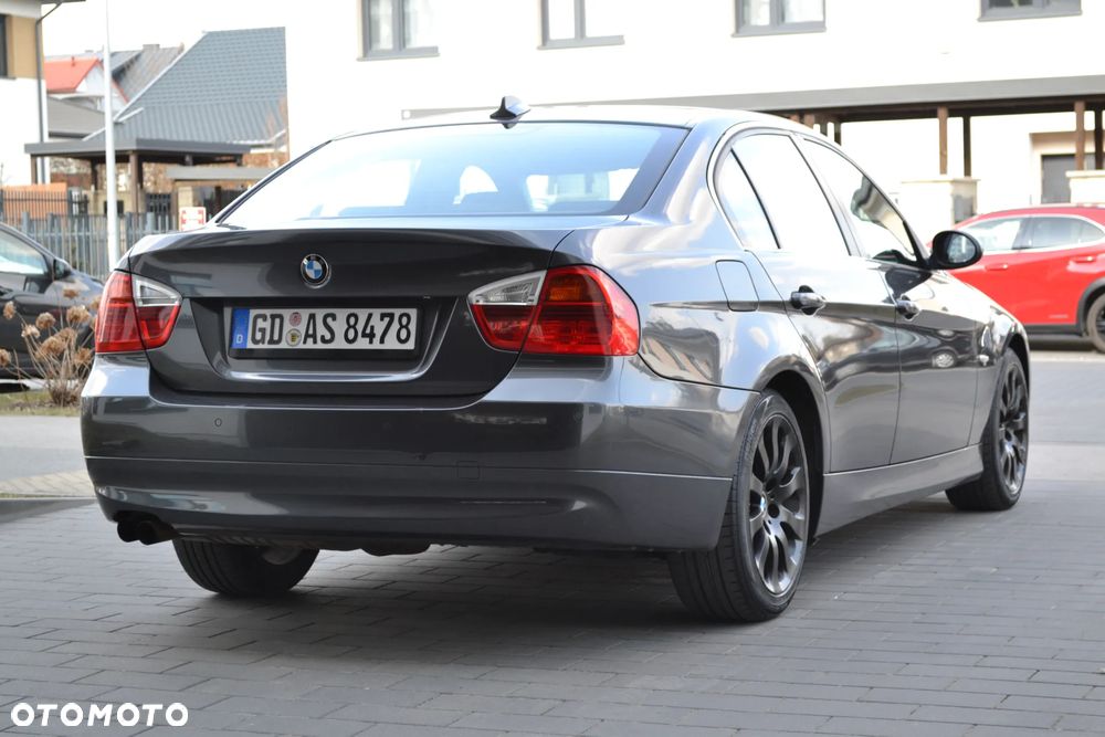 BMW Seria 3 325i - 19