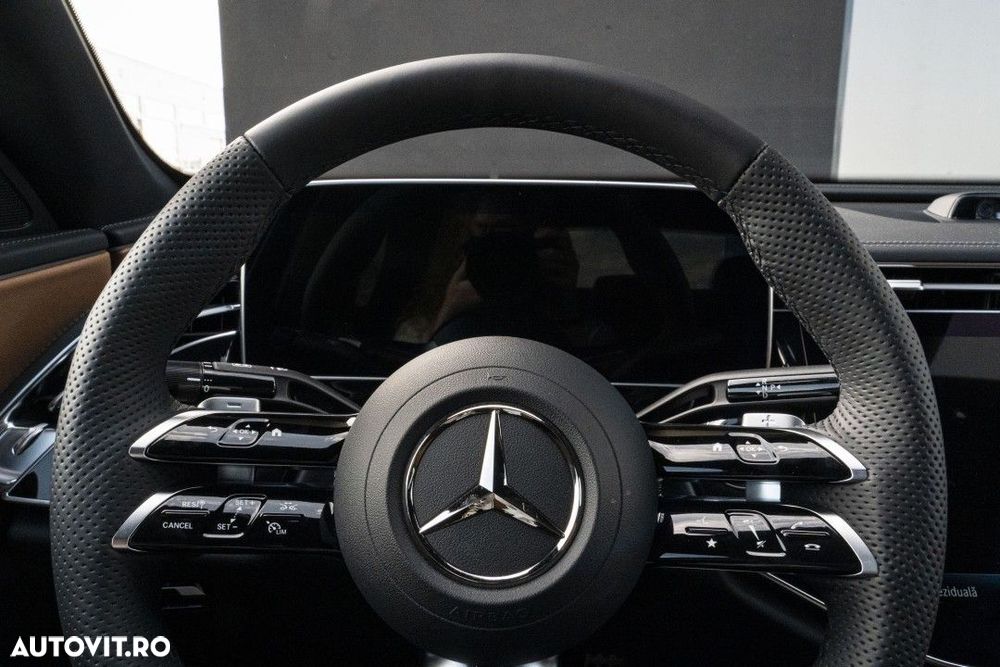 Mercedes-Benz E - 13