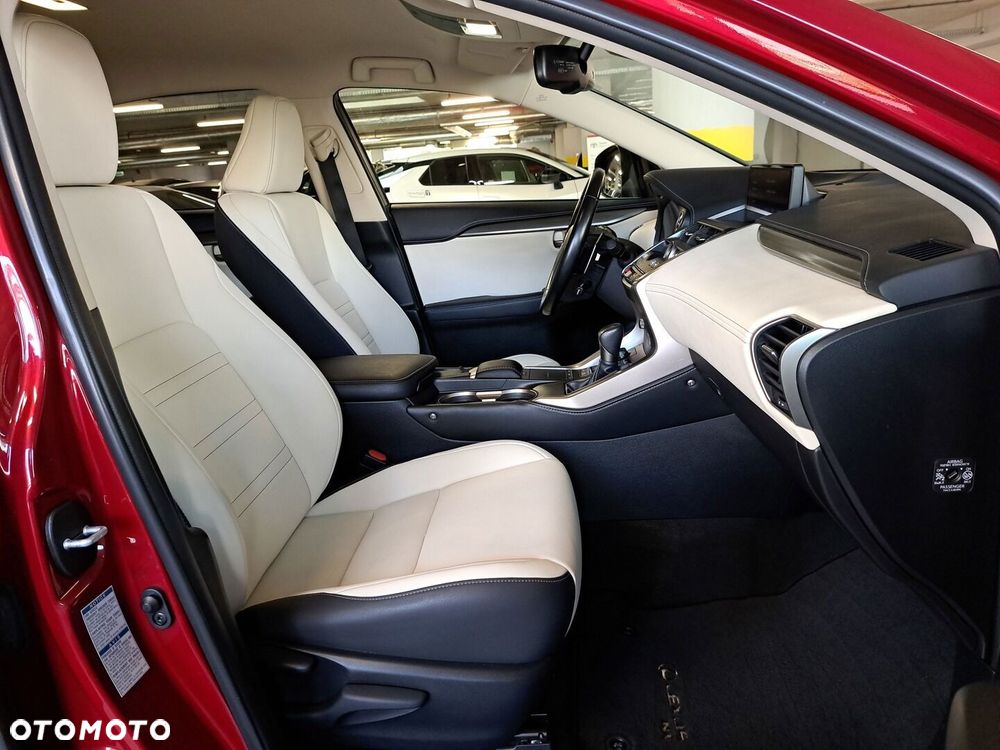 Lexus NX 300h F Impression AWD - 16