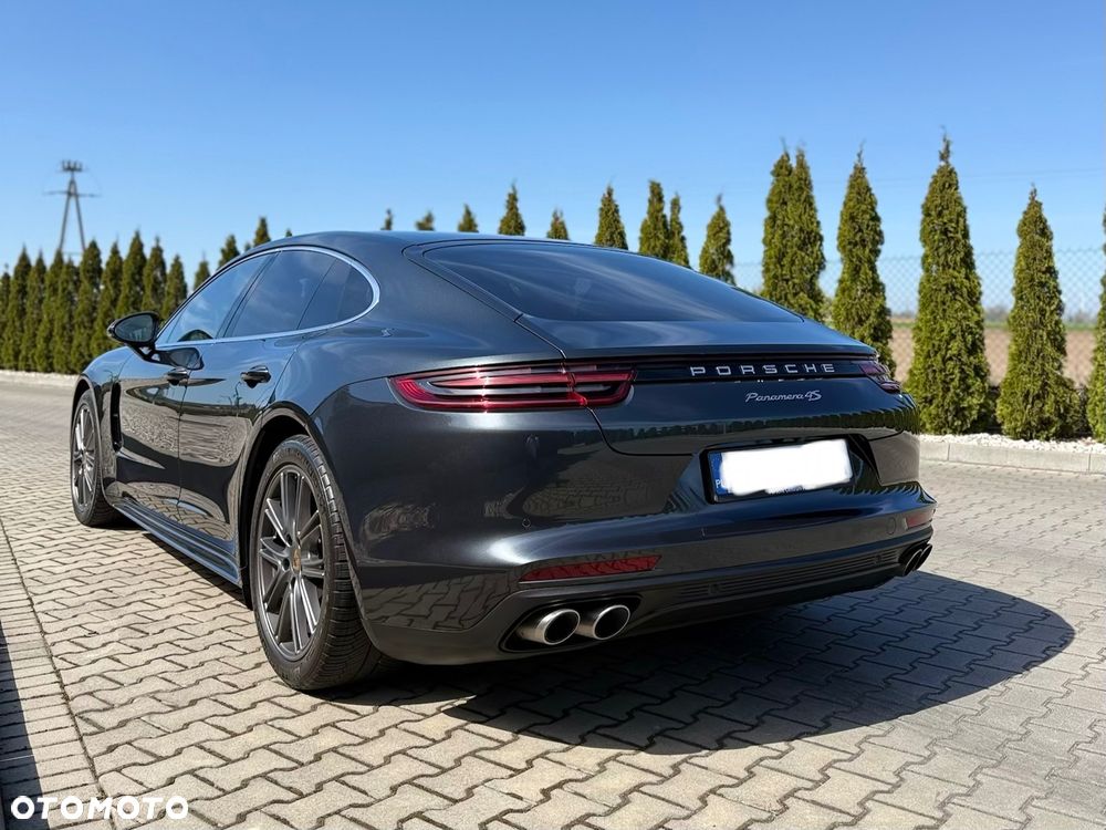 Porsche Panamera - 7