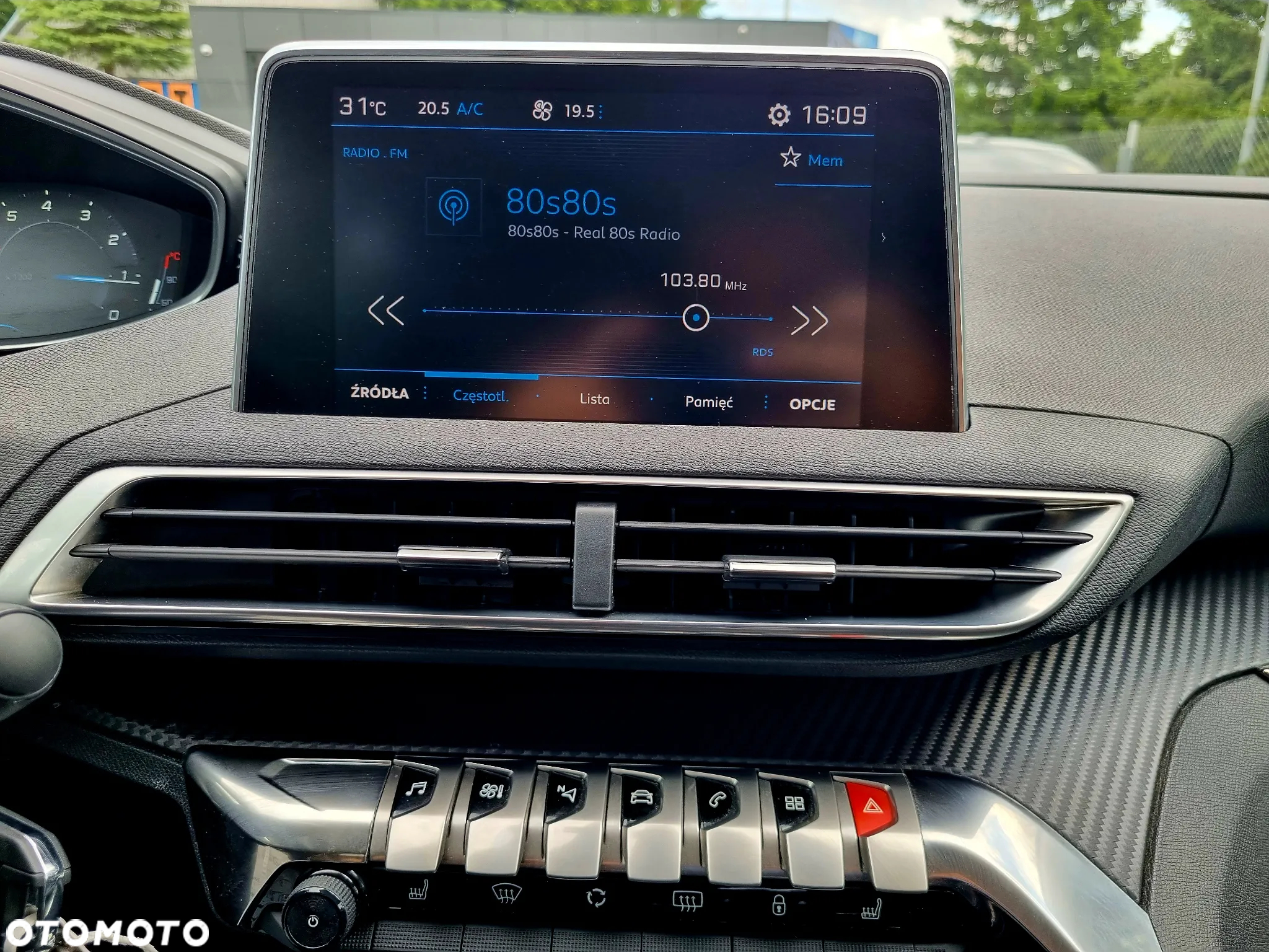 Peugeot 3008 PureTech 130 Stop & Start GPF Active - 19