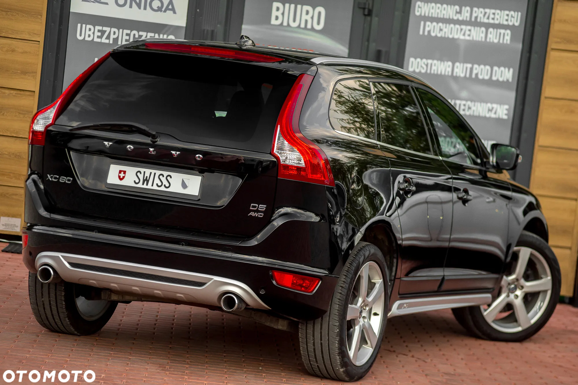 Volvo XC 60 D5 AWD RDesign - 12