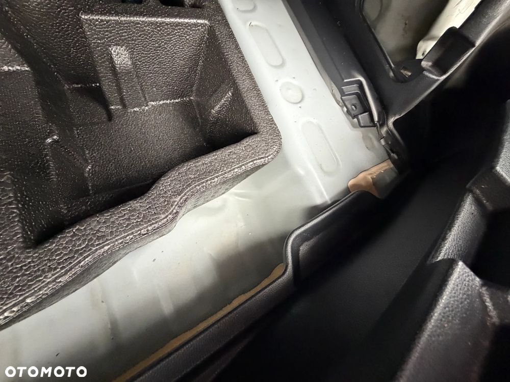 Toyota Yaris Cross Hybrid 1.5 Executive - 24