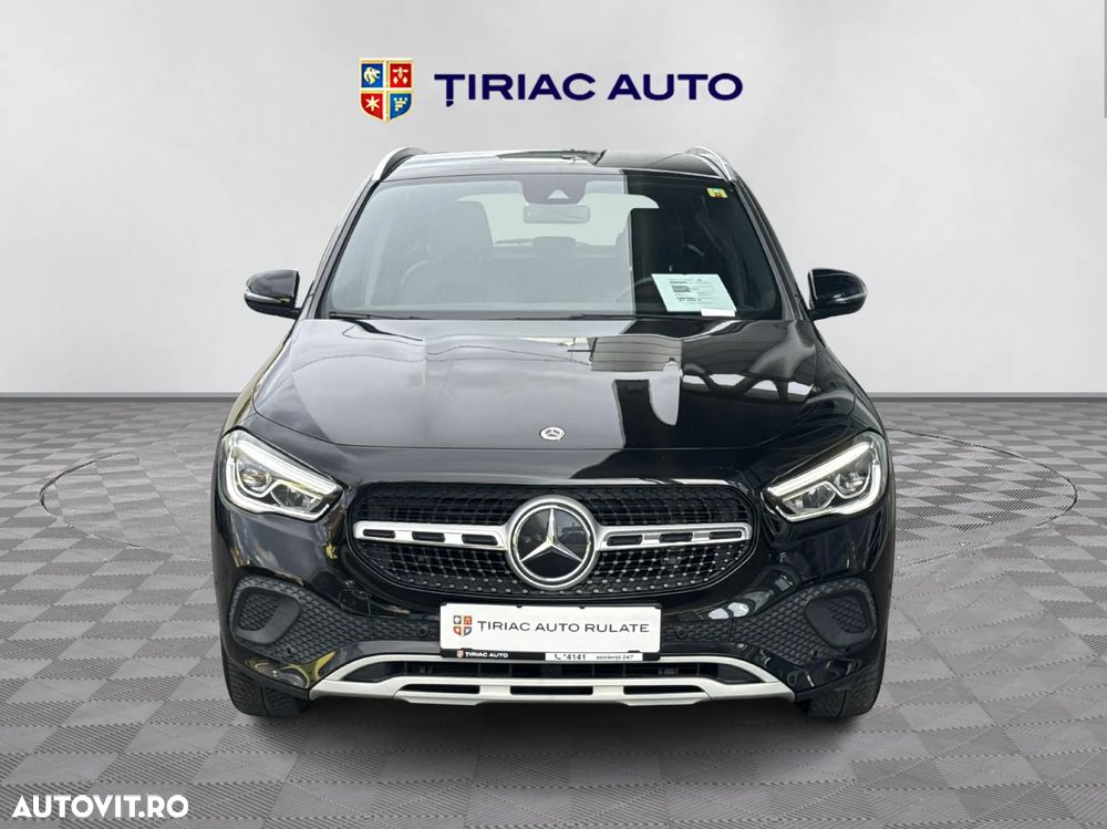 Mercedes-Benz GLA - 8