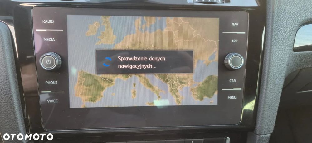 Volkswagen Golf 1.0 TSI Sound - 22