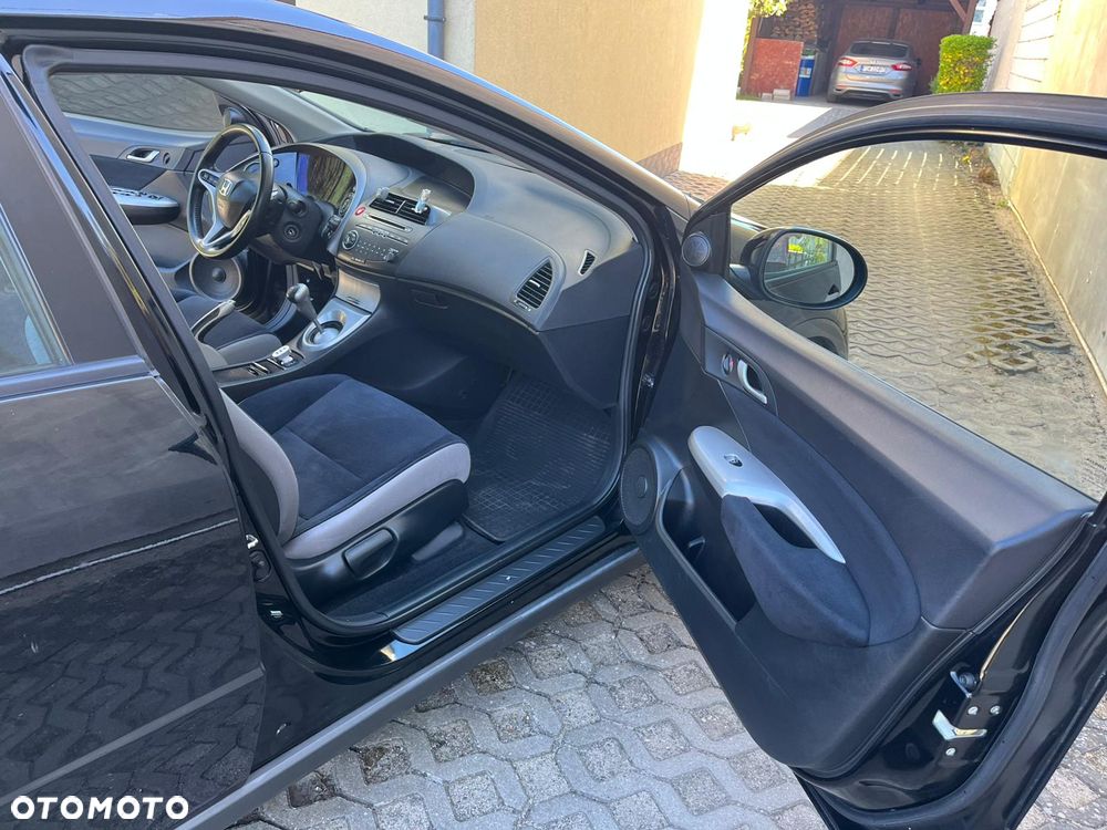 Honda Civic 1.8 Comfort - 10