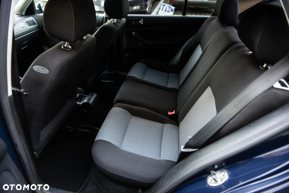 Volkswagen Golf 1.4 Comfortline - 22