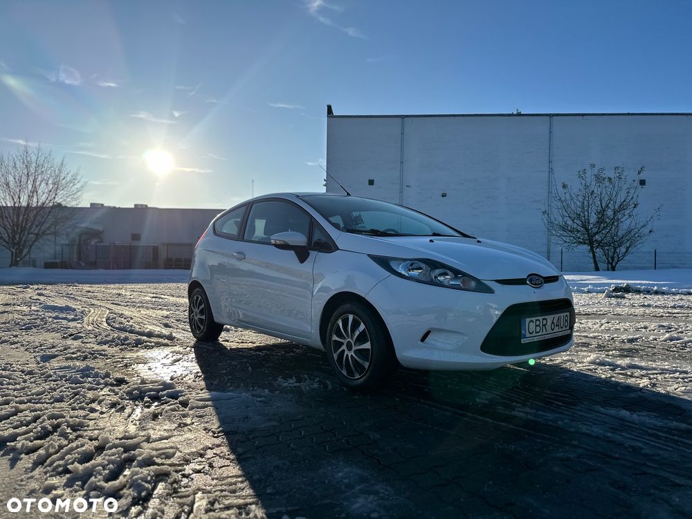 Ford Fiesta 1.25 Ambiente EU5 - 2